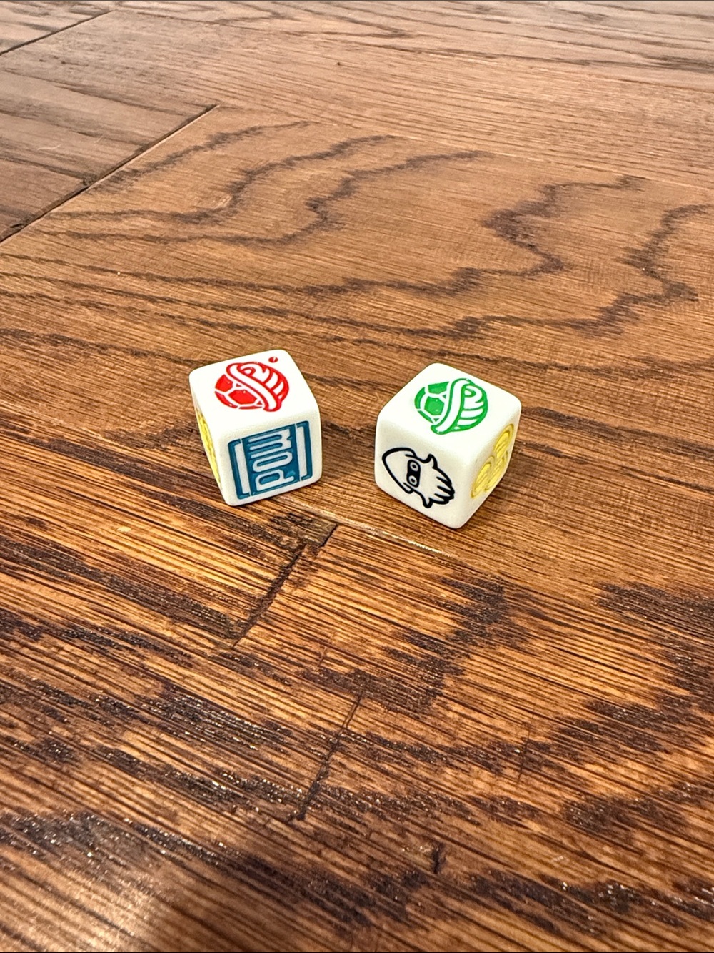 Monopoly Gamer Dice - set of 2 - Mario Bros. Nintendo